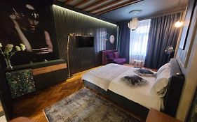 Alfa Luxury Boutique
